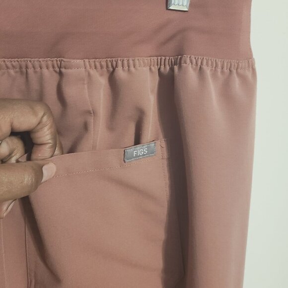 FIGS | Women's Pink Scrubs Pants With Gray Drawstring Ties (Size 3XL Petite) - Picture 11 of 13